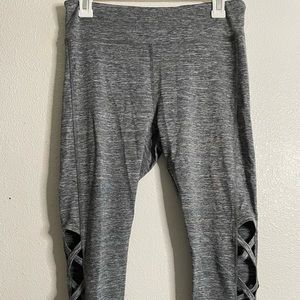 Criss Cross design Quad leggings